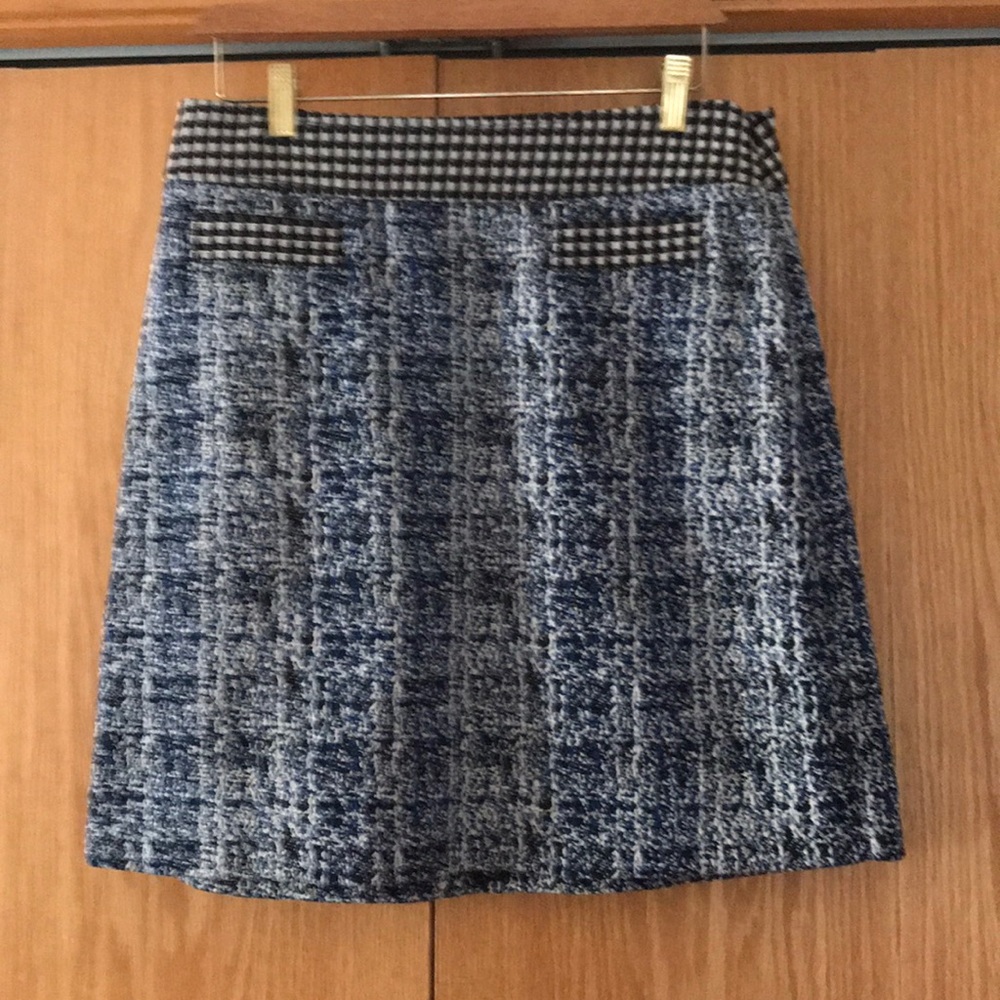 Cute knit miniskirt